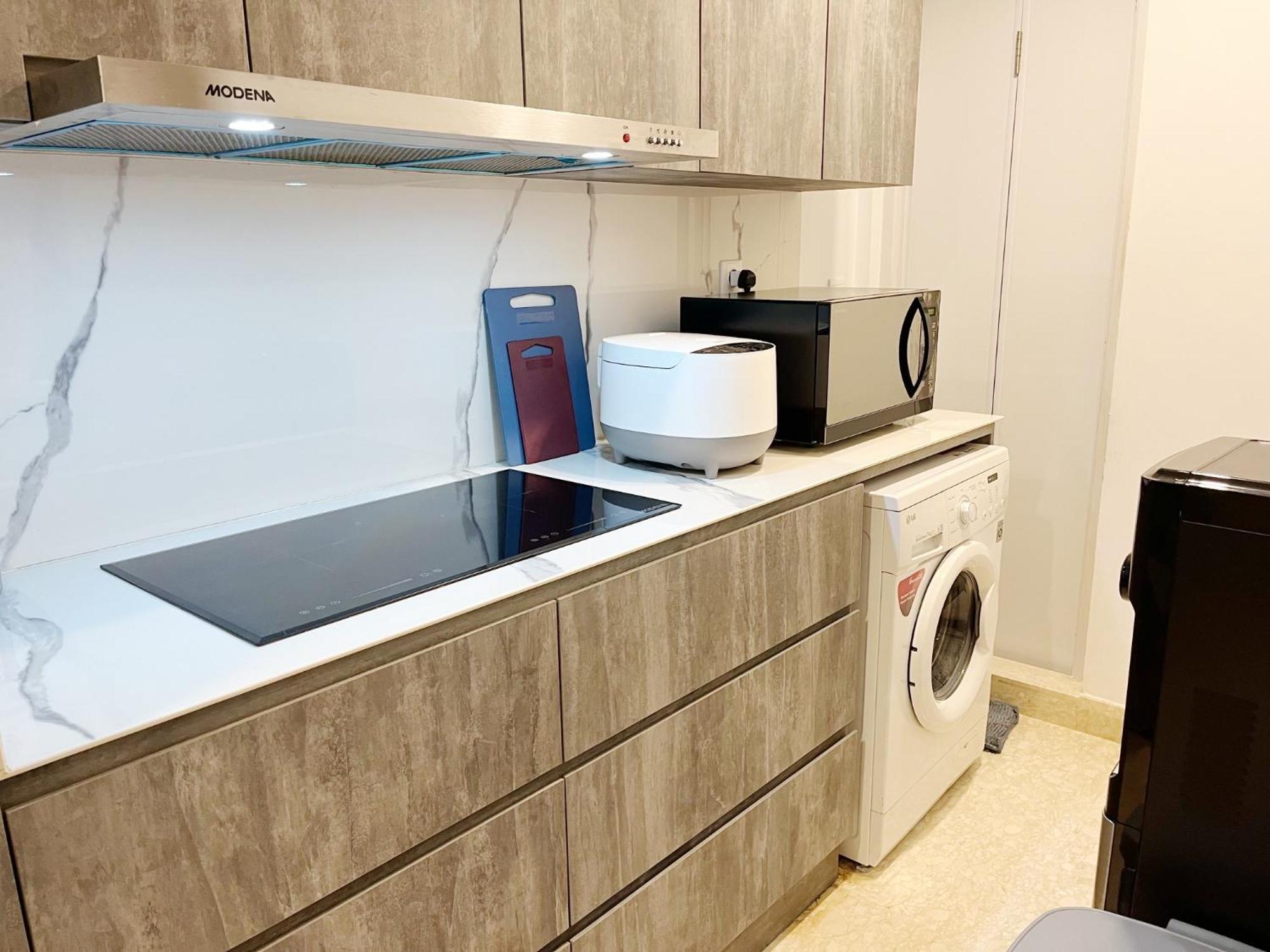 Gold Coast Pik Sea View Apartments By Longesuites Jakarta Phòng bức ảnh