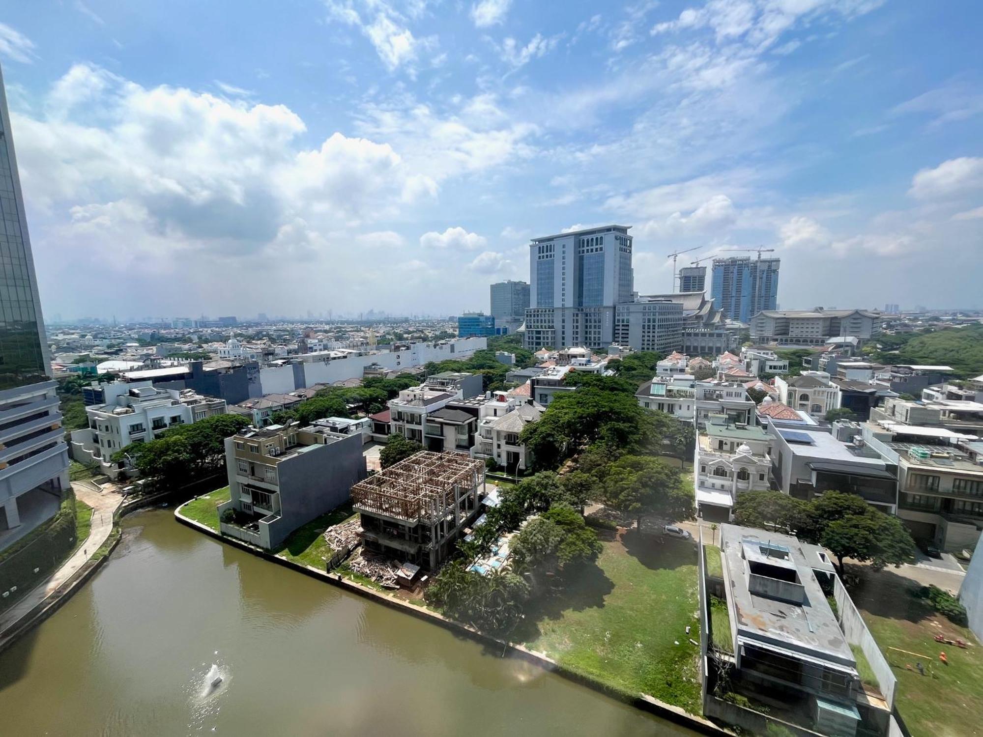 Gold Coast Pik Sea View Apartments By Longesuites Jakarta Phòng bức ảnh