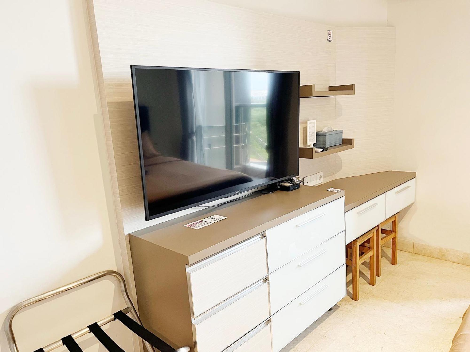 Gold Coast Pik Sea View Apartments By Longesuites Jakarta Phòng bức ảnh