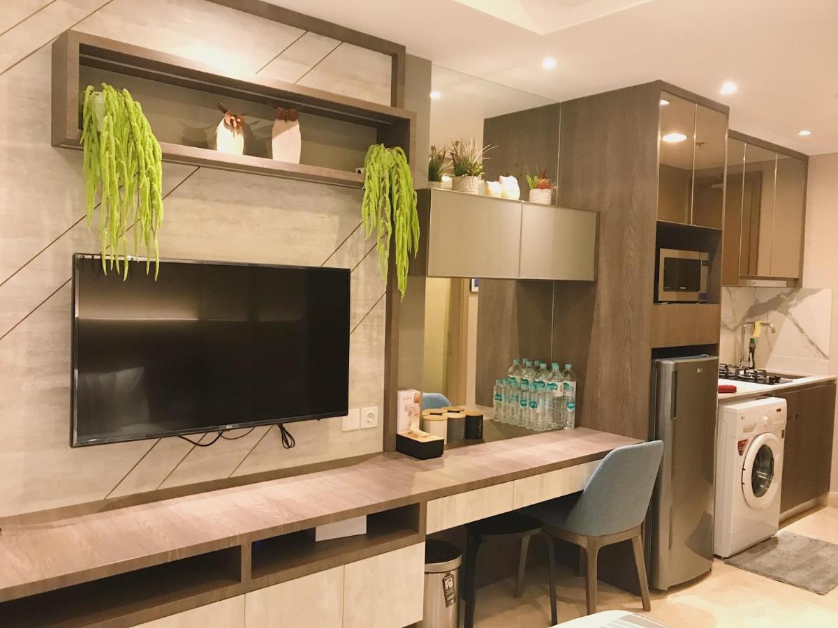 Gold Coast Pik Sea View Apartments By Longesuites Jakarta Ngoại thất bức ảnh